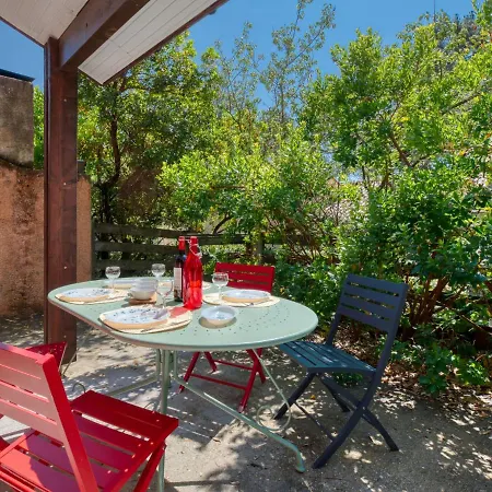 בית נופש Les Cracks - Les As-9 By Interhome